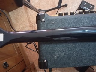 Guitarra Gibson Les Paul 100 y Marshall VS100