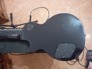 Guitarra Gibson Les Paul 100 y Marshall VS100