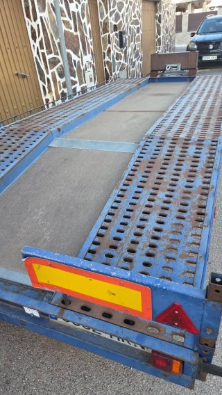 Remolque porta coches, plataforma