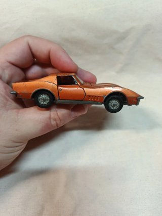 Corvette Stingray 1/43