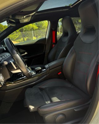 Mercedes-Benz A35 AMG