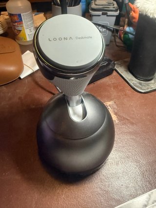 LOONA Deskmate Asistente IA Escritorio