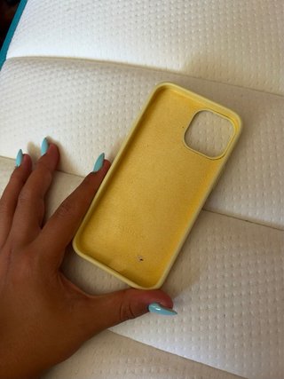 Funda iPhone 13 Mini Amarilla -Casa de las Carcasa