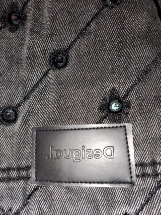 Chaqueta Desigual Negra Bordada Talla 46