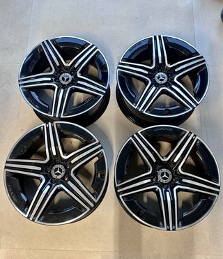 4 Llantas 20” Originales Mercedes AMG GLC C254