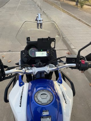 Macbor Montana XR5 Azul y Blanca