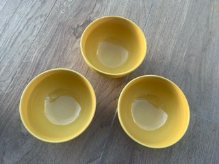 Tazas, tazones y boles de cerámica
