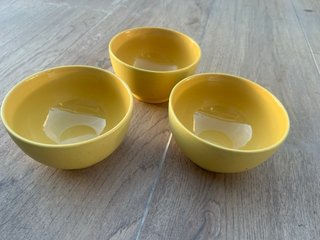 Tazas, tazones y boles de cerámica