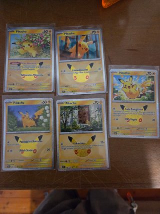 Carte Pokémon Pikachu Base