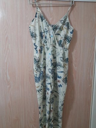 Mono de verano con tirantes