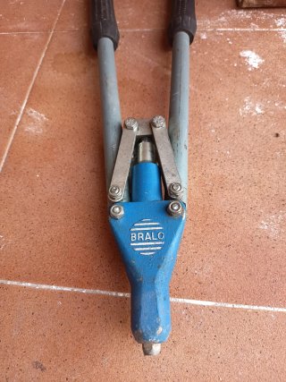 Herramientas construcción y encofrados