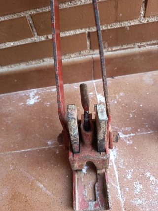 Herramientas construcción y encofrados