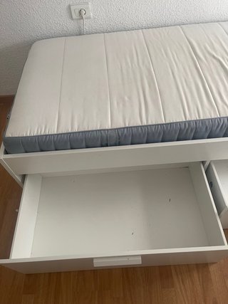 Cama IKEA 90x200 con colchón y cajones
