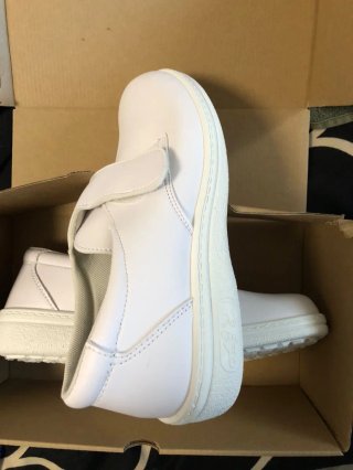 Zapatos blancos trabajo hospital velcro