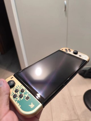 Switch OLED Edición Zelda TOTK + mandos y bolsa