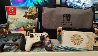 Switch OLED Edición Zelda TOTK + mandos y bolsa