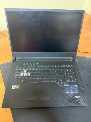ASUS ROG Strix G17 G712LV Portátil Gaming