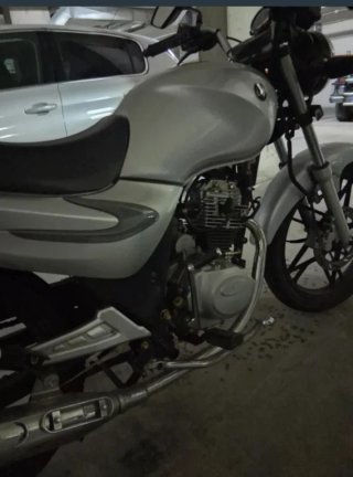 Moto SYM XS 125 K Roja y Plata