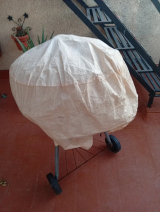 Barbacoa 57 cm. De ancho con ruedas y dos rejillas