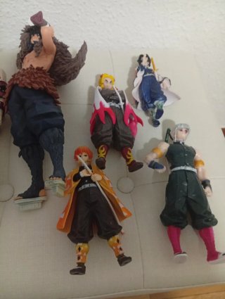 Colección 13 Figuras Demon Slayer Kimetsu no Yaiba