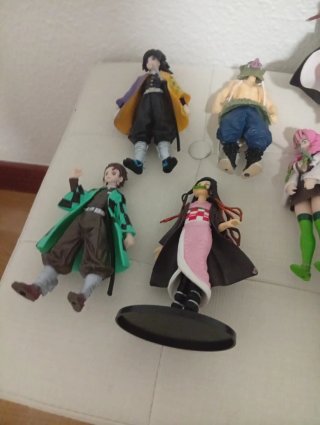 Colección 13 Figuras Demon Slayer Kimetsu no Yaiba
