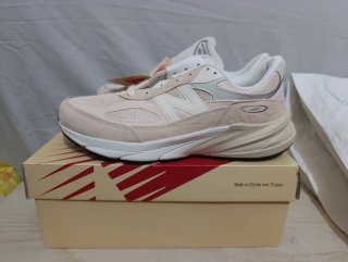 New Balance 990v6 Beige/Rosa 46.5