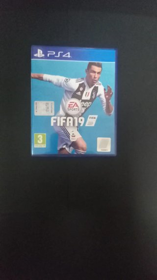 Lotto giochi PS4 da 3 giochi