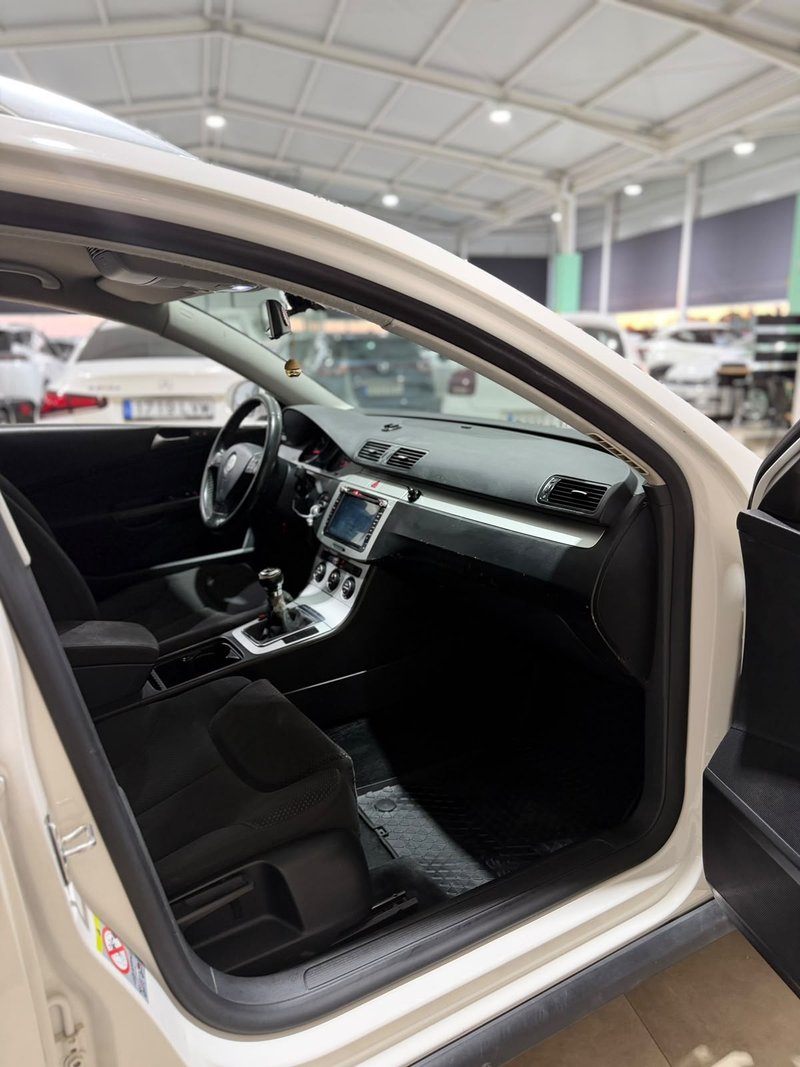 Volkswagen Passat VARIANT 2.0 TDI CR Edition Plus 2009, foto 20