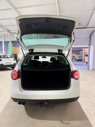 Volkswagen Passat Variant 2.0 TDI 110cv DPF Edition