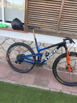 Bicicleta Trek Top Fuel 9.9