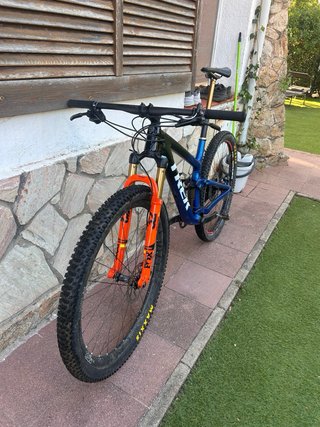 Bicicleta Trek Top Fuel 9.9