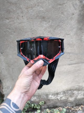 Casco de Motocross Airoh