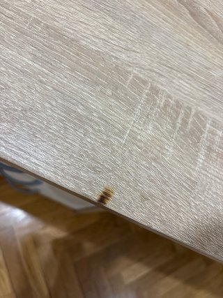 Escritorio amplio madera clara