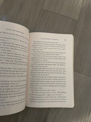 A Multitude of Dreams: A Chilling YA Gothic Fan...