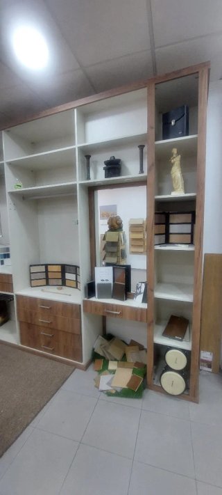 VESTIDOR DISEÑO EXPOSICION