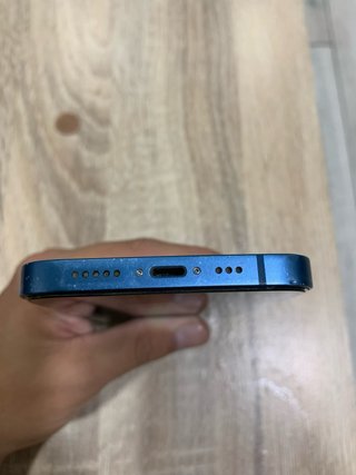 iPhone 13 / 256GB / 100% Bateria