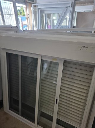 Ventana 139x136
