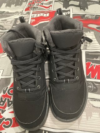 Botas de Nieve Negras