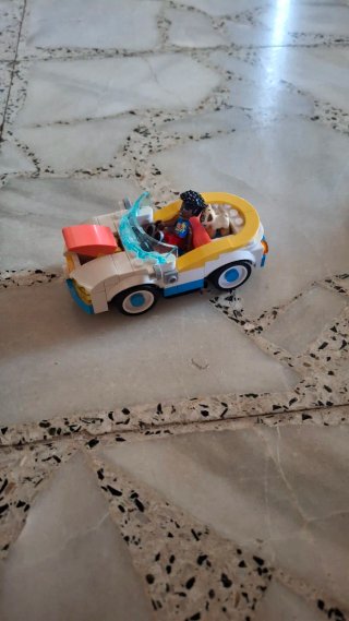 LEGO Friends Coche Eléctrico y Cargador 42609
