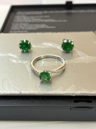 Conjunto Anillo y Pendientes Plata Esmeraldas 5.70