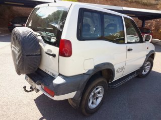Nissan Terrano II 1998
