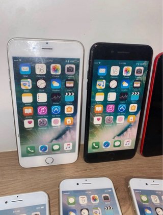 Lote 7 móviles Apple para exposición