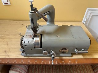 Máquina de rebajar cuero Yakumo