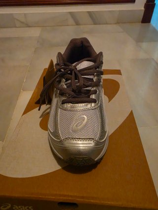 ASICS JOG 100S T42 Zapatillas Deportivas Plata
