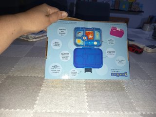 Yumbox original Roar Red Race Cars