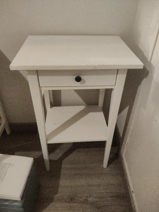 Mesita Ikea