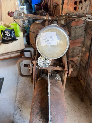 Motocicleta Royal Enfield 1927