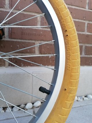 Monociclo Qu-Ax