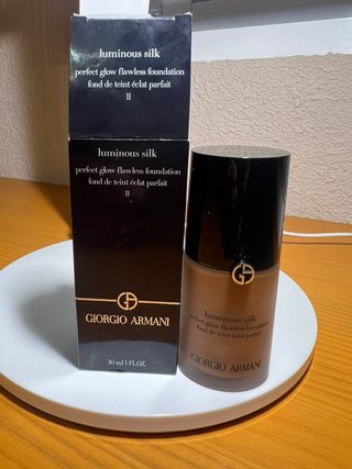 Giorgio Armani Luminous Silk Foundation II