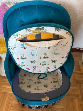 Sillón infantil azul y amarillo